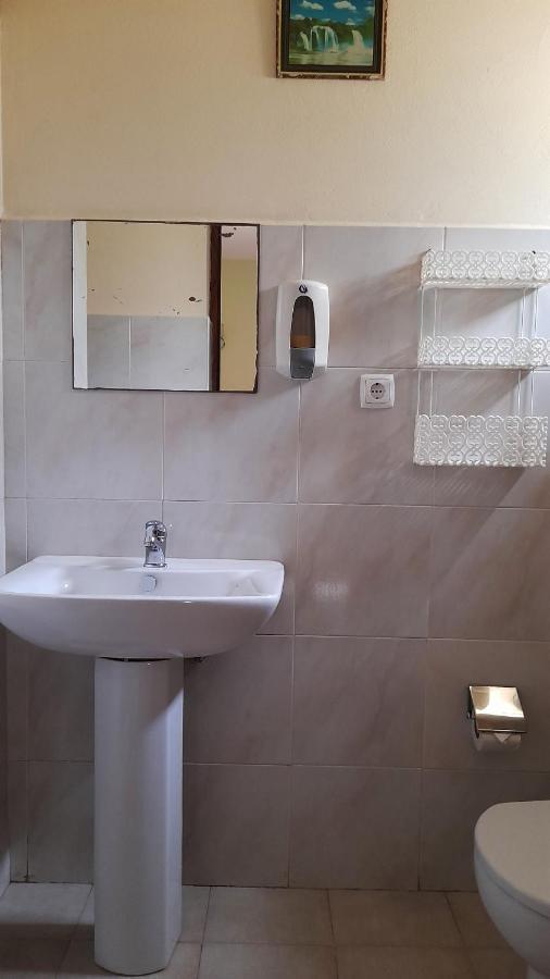 Residencial Rosa Criola Bed & Breakfast Сал Рей Екстериор снимка