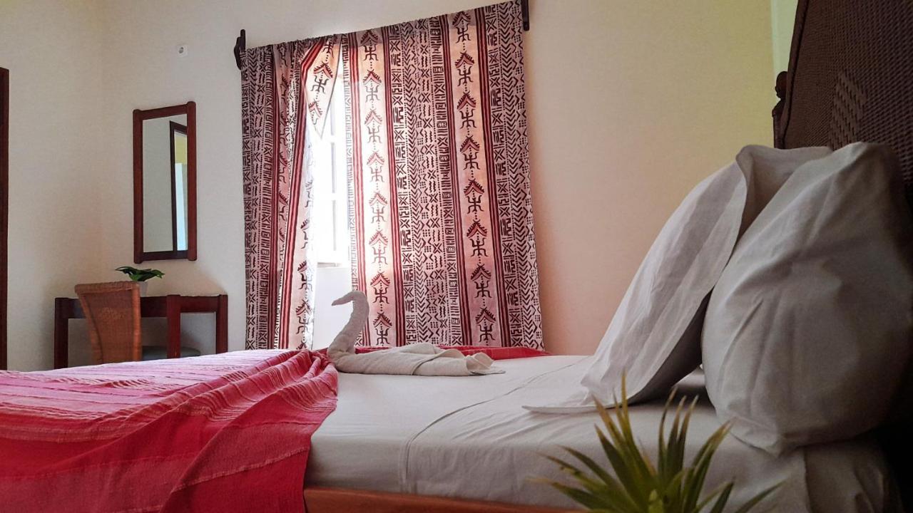 Residencial Rosa Criola Bed & Breakfast Сал Рей Екстериор снимка