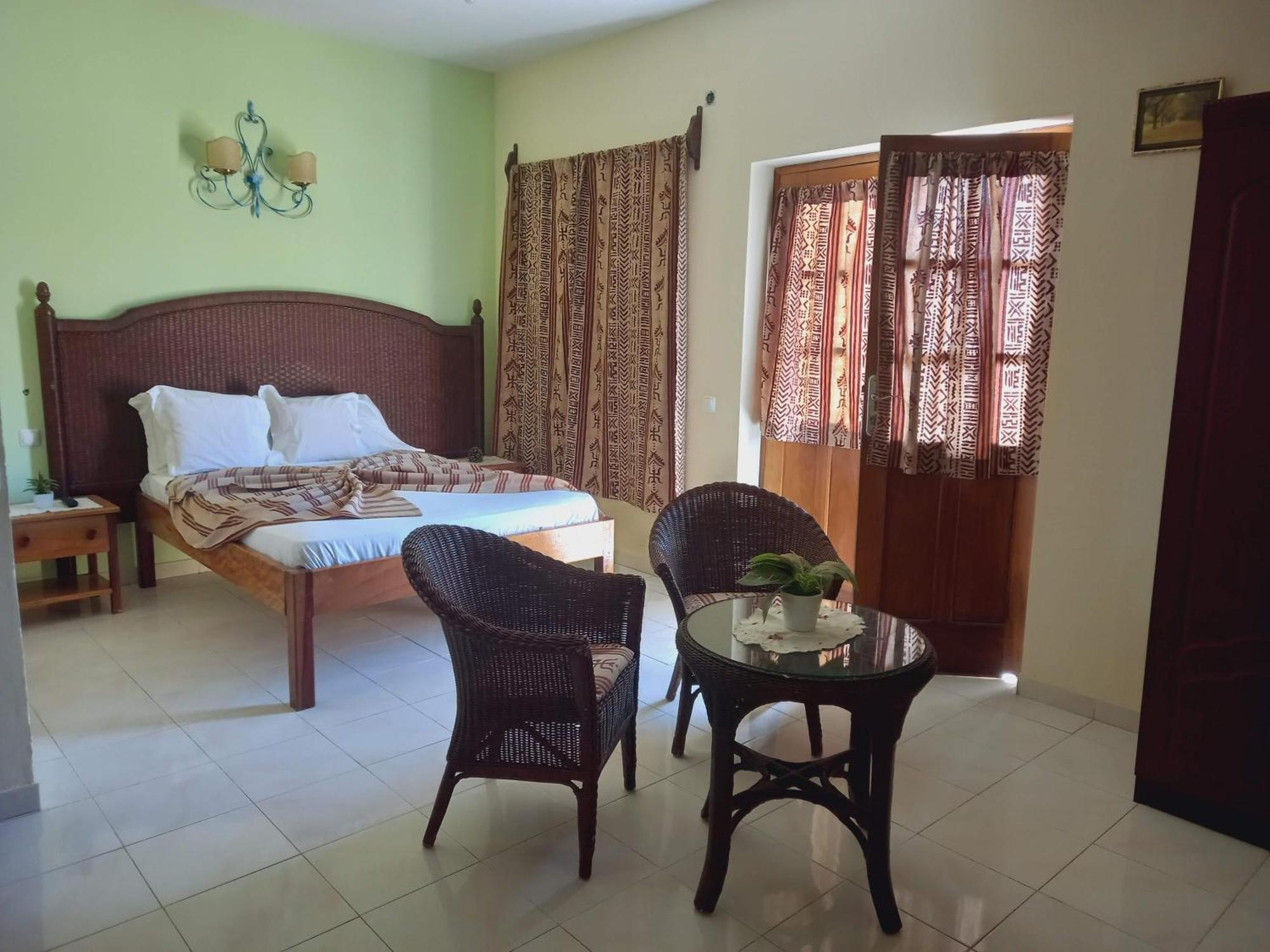 Residencial Rosa Criola Bed & Breakfast Сал Рей Екстериор снимка